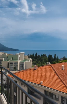 Продажа квартир в комплексе PROMENADE - Черногория, Бечичи