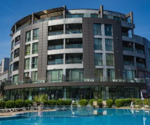 Трёхкомнатные апартаменты в комплексе Sunny Beach Plaza, Солнечный берег Солнечный берег, Болгария