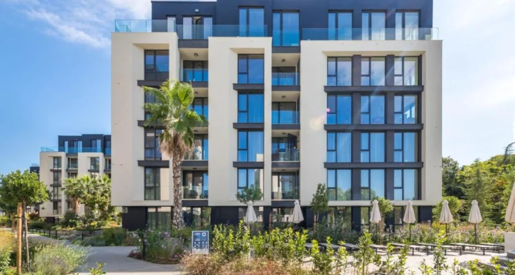 Житловий комплекс Azur Deluxe Resort - Варна, Болгарія