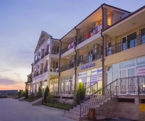 Продажа офиса № 3 в комплексе Macon Residence Святи Влас, Болгария